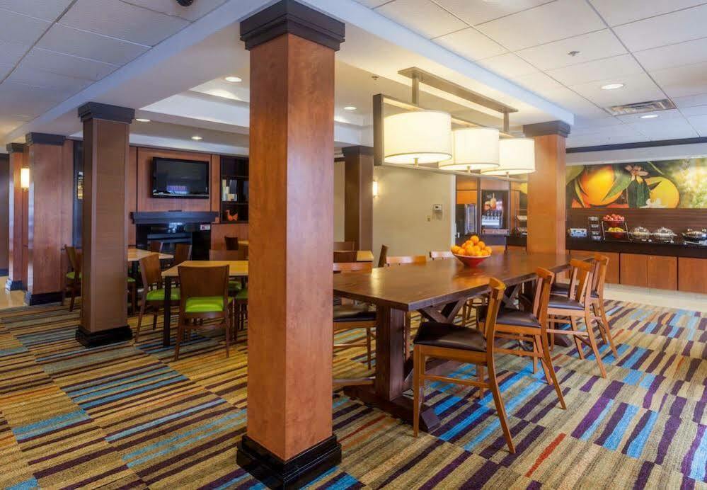 Fairfield Inn & Suites By Marriott Omaha Downtown Buitenkant foto